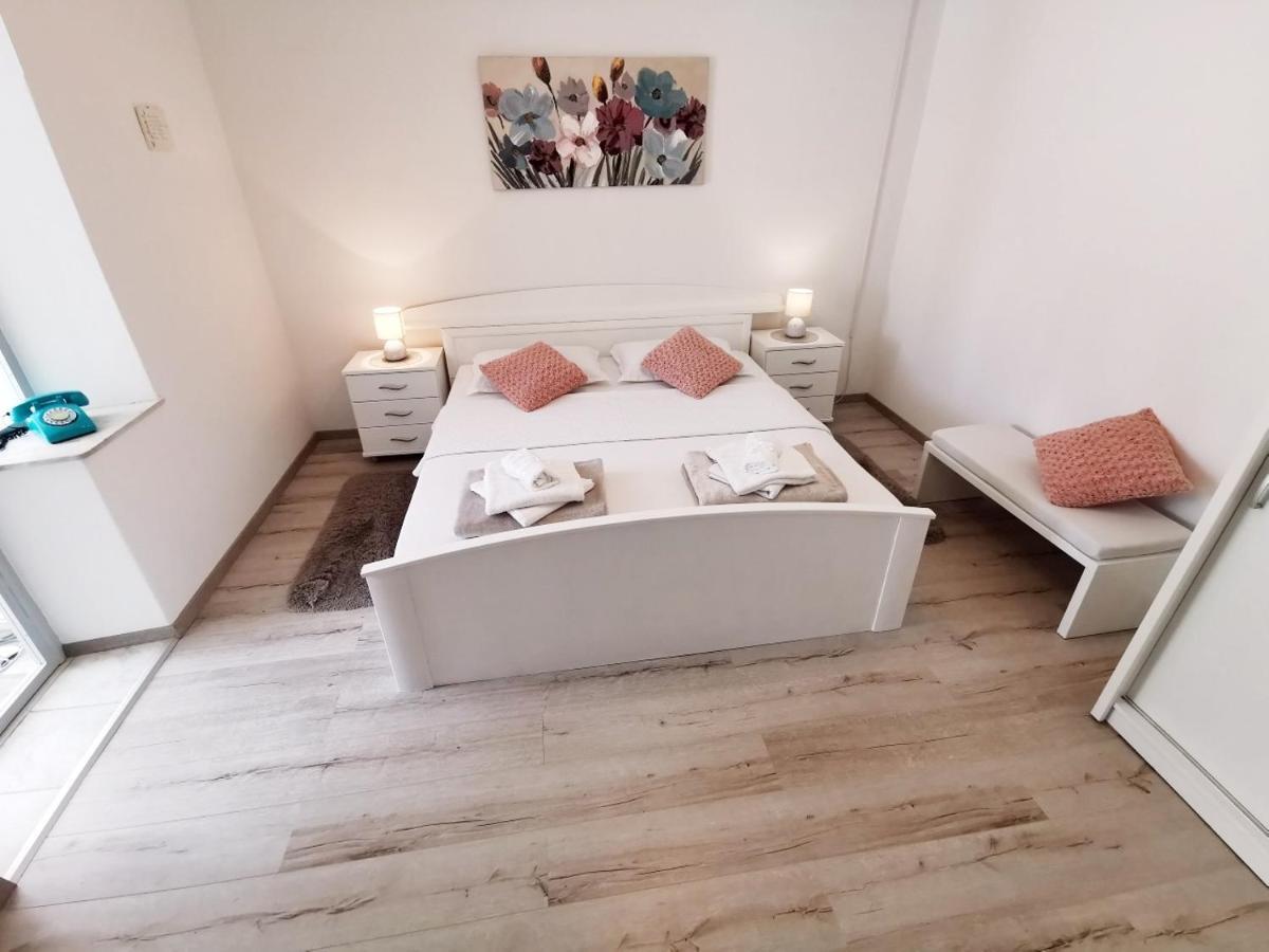 Apartments Srijemsi ムリニ エクステリア 写真